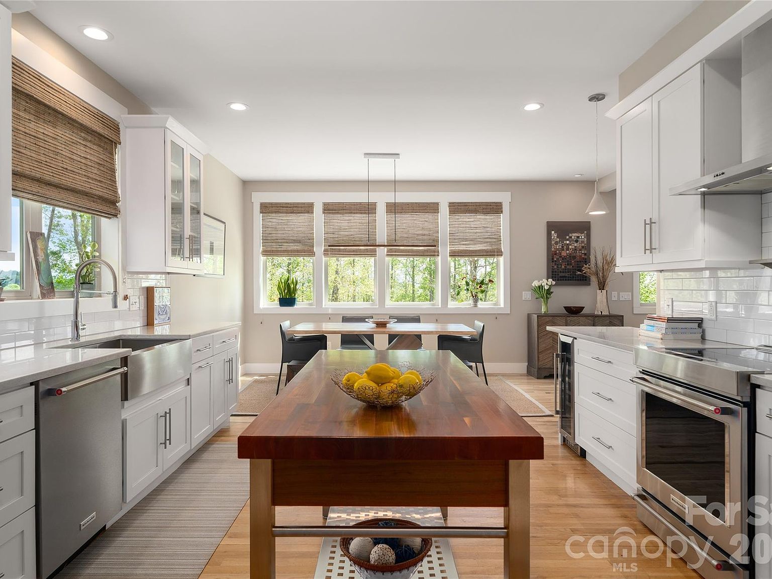 24 Acadia Dr, Asheville, NC 28806 | MLS #4374488 | Zillow