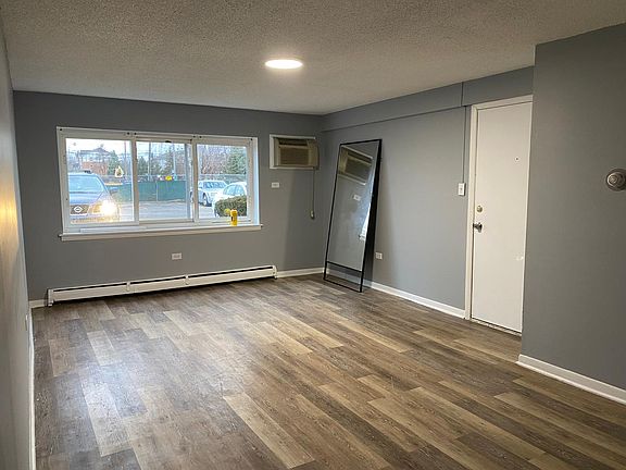 3rd image of 1211 E Long Valley Dr #1A