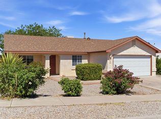 1304 82nd St SW, Albuquerque, NM 87121