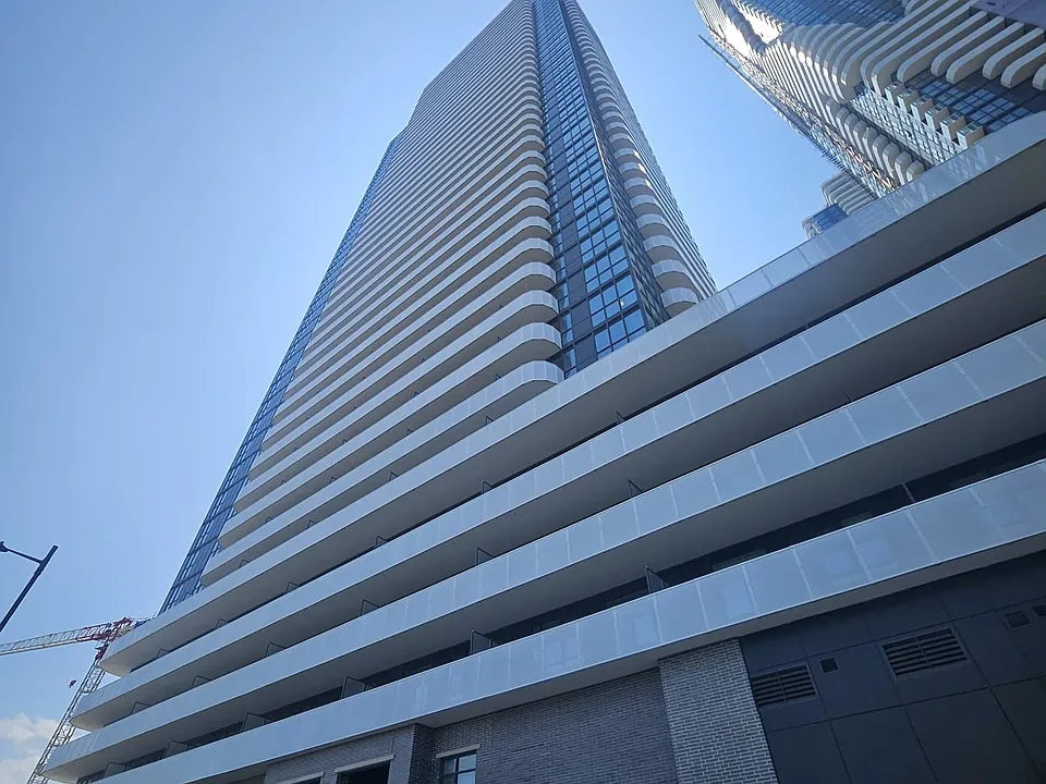 28 Interchange Way #316
