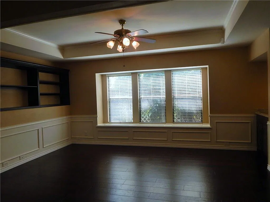 3 bed, 1888 sqft, $2,850 — Photo 4