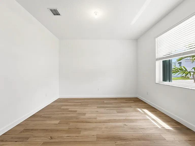 3129 Spanish Cedar Pl — Photo 8