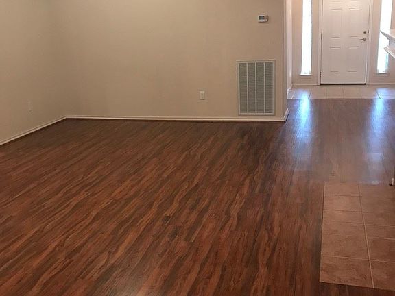 4th image of 407 Redbird Ln