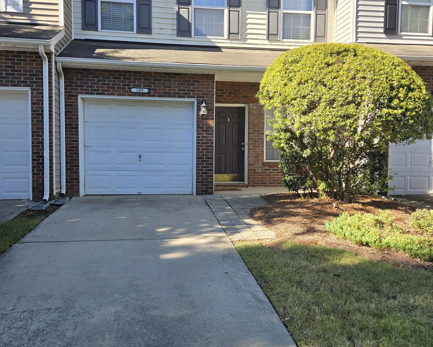 2 bed, 1364 sqft, $1,775 — Photo 1