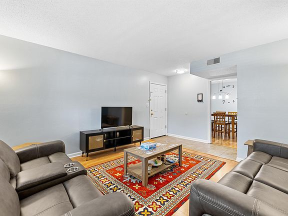 3rd image of 701 Patton Chapel Way #701