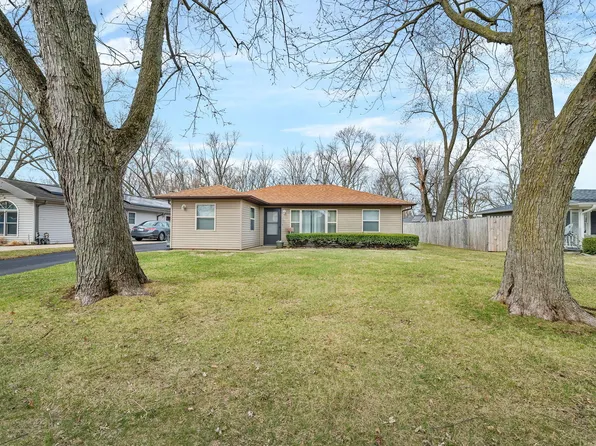 405 Ray May Dr, Joliet, IL 60433