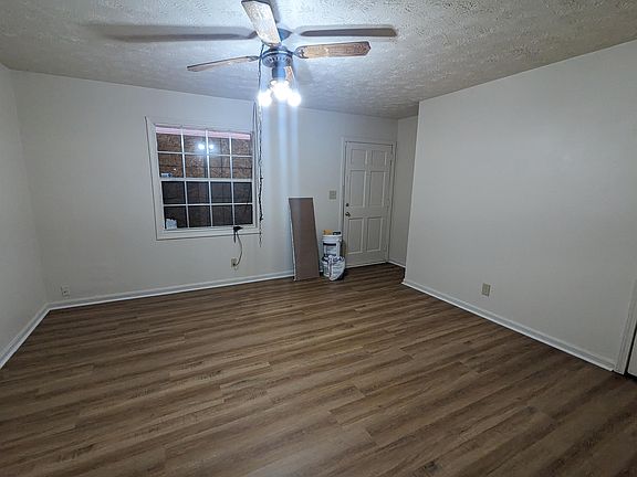 3rd image of 814 N McDonough St #A