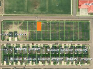 37th St W, Williston, ND 58801