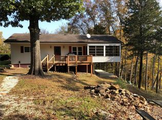 11296 Quail Dr, Ste Genevieve, MO 63670