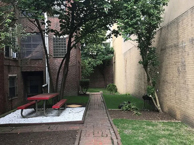 30 S. 22nd Street — Photo 18
