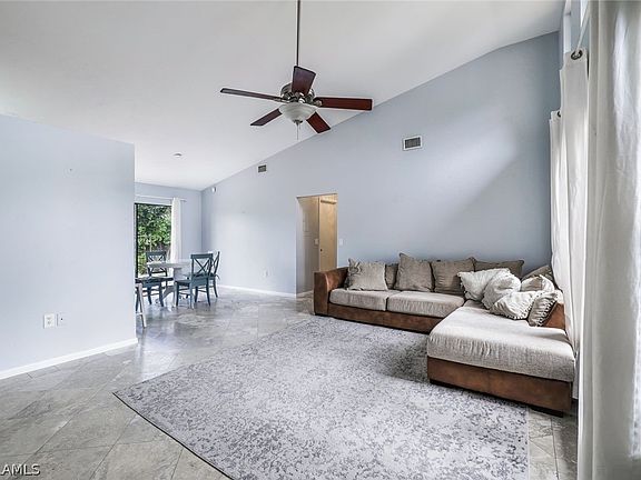5th image of 19060 Murcott Dr W