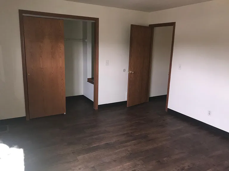 367 Rose Ln #B — Photo 8