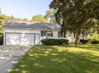 S71W23350 National AVENUE, Big Bend, WI 53103