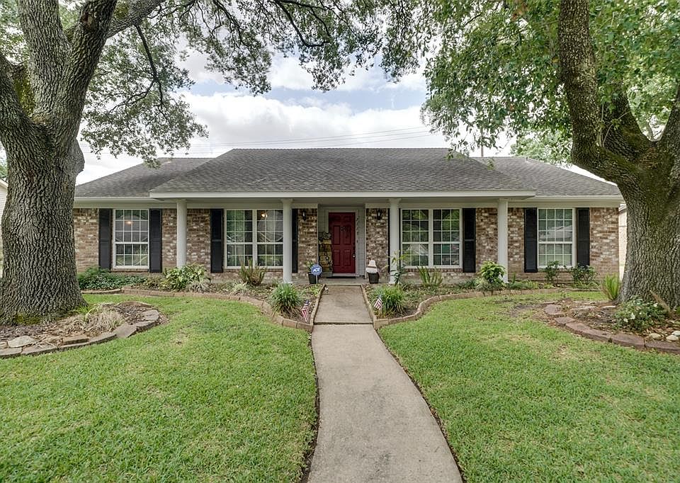 1st image of 7115 Bayou Forest Dr