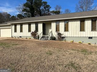 3324 Montgomery Dr, Gainesville, GA 30504