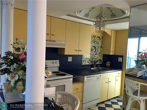 3rd image of 333 NE 21st Ave APT 616