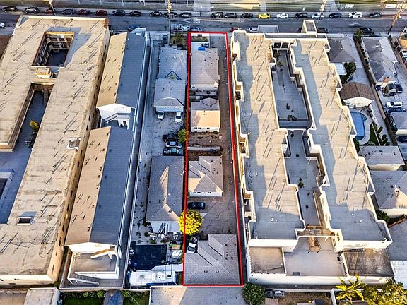 4th image of 13717 1/2 Yukon Ave #2