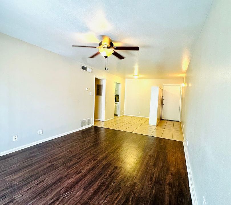1st image of 1803 W Gramercy Pl APT 2J