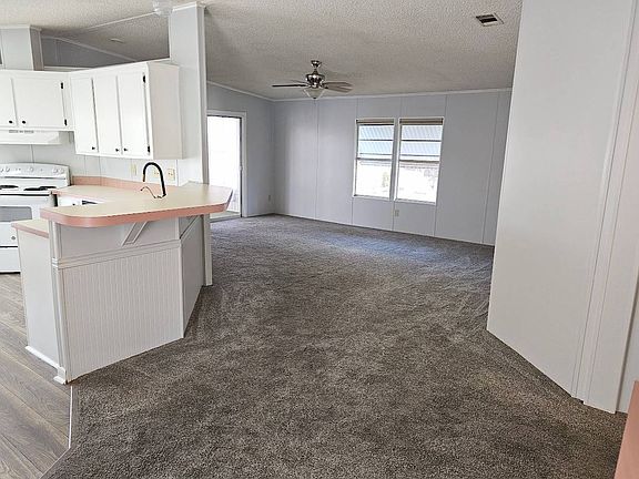 5th image of 268 Lake Huron Dr