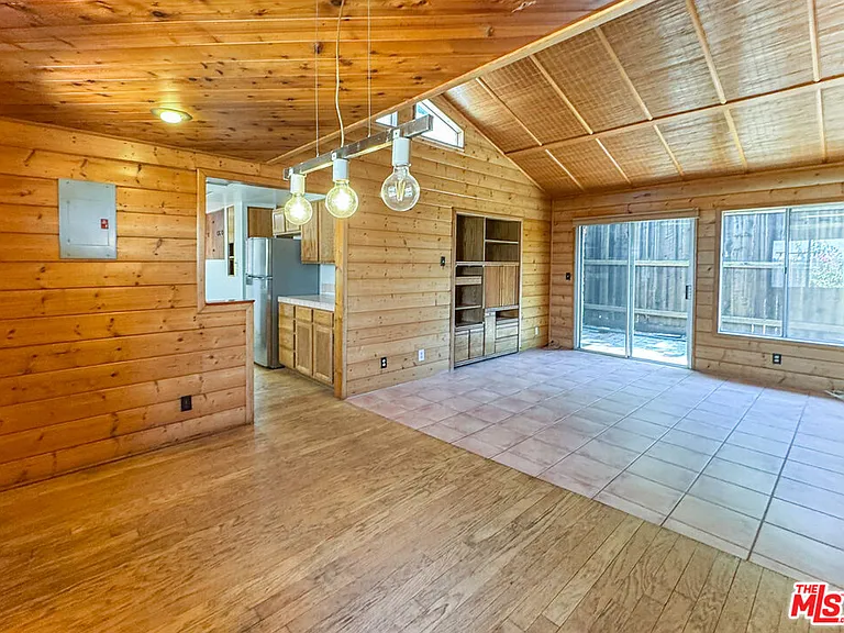 3124 Veteran Ave — Photo 9
