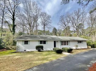 195 Boiling Springs Cir, Whispering Pines, NC 28387