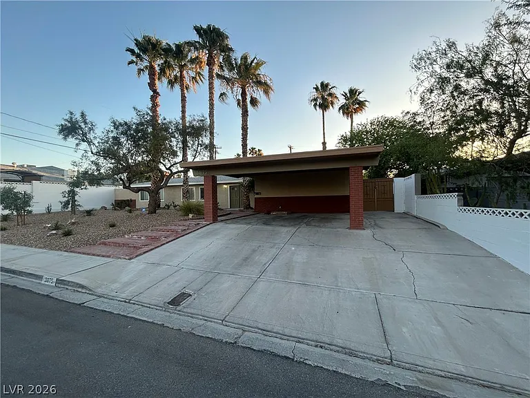 3875 Hoopa Ln — Photo 4