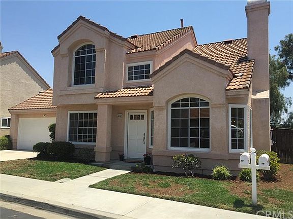 2nd image of 14 Santa Monica St