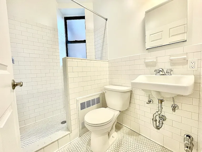129 E 90th St #5W — Photo 17