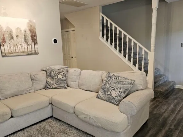 524 Allensville Rd APT 10, Sevierville, TN 37876