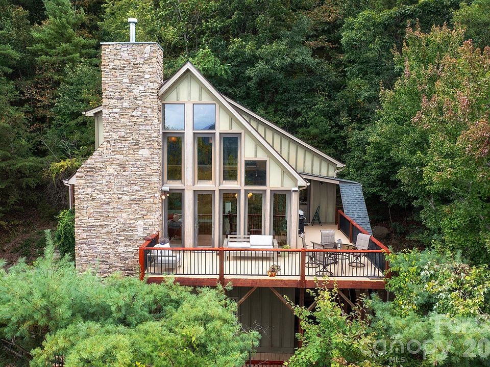 1st image of 130 Black Oak Dr