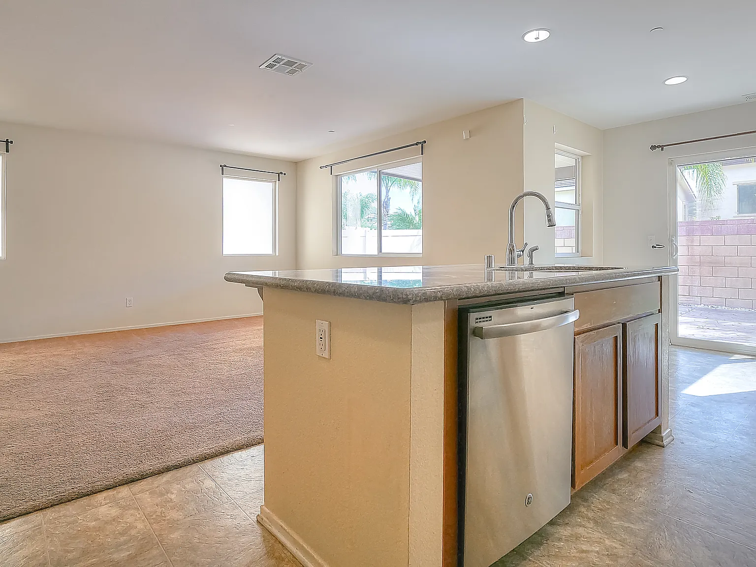 34212 Woodmont - 1 — Photo 3