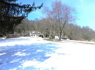 10479 Fauncetown Rd, Guys Mills, PA 16327