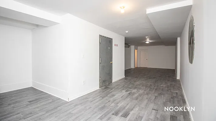Rented by Nooklyn NYC LLC | media 4