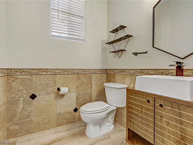 11223 Tribiani Ave — Photo 21