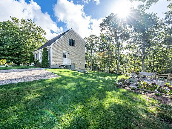5th image of 137 Falmouth-Sandwich Road