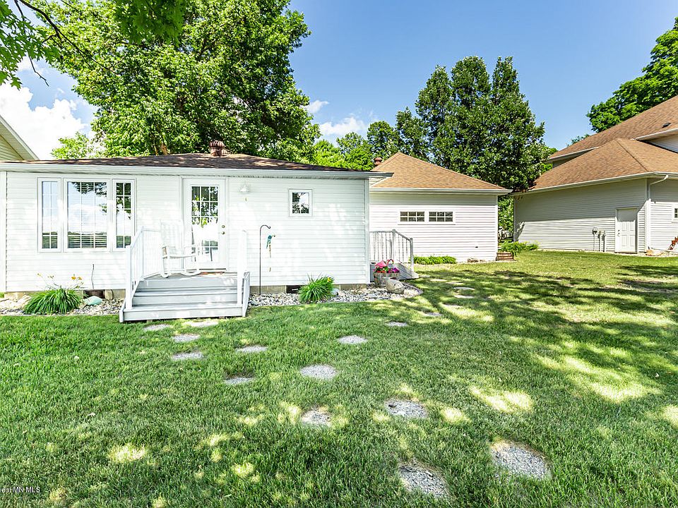 1st image of 47655 Henry Hill Ln