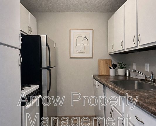 3rd image of 1119 E St #4
