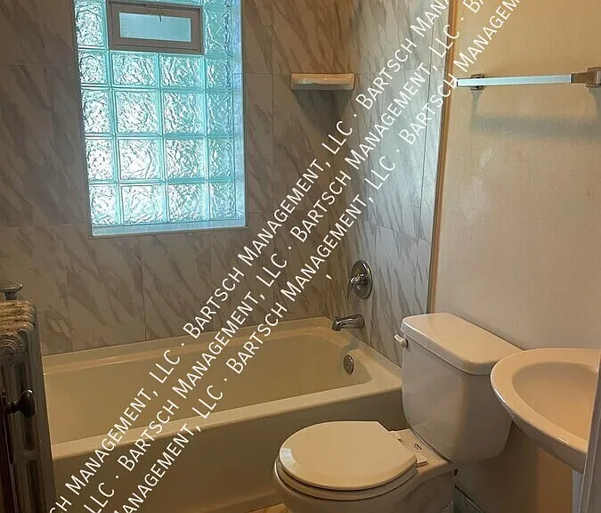 5324 W Beloit Rd #14 — Photo 6