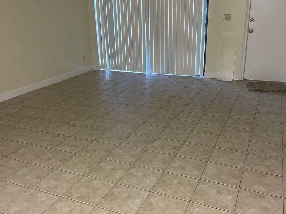 2nd image of 3189 Coral Ridge Dr Floor 3