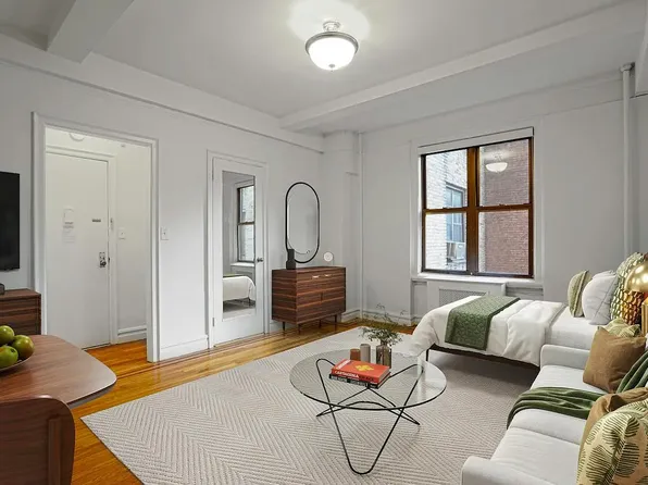 208 W 23rd St APT 1408, New York, NY 10011