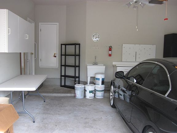 Additional garage pic