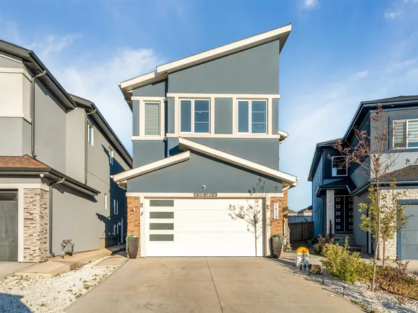 1831 18th St NW, Edmonton, AB T6T 2M9
