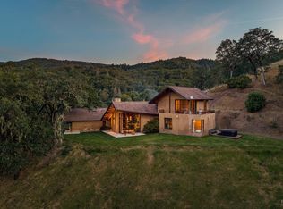 4752 Burke Hill Dr, Ukiah, CA 95482