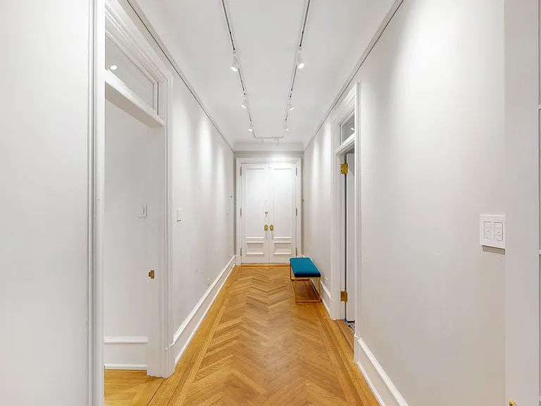 2109 Broadway #340/341 — Photo 30