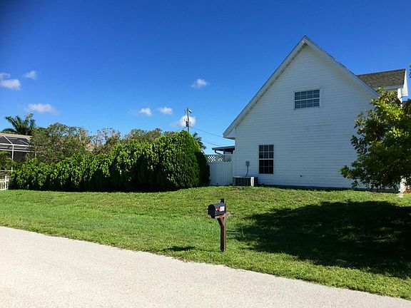 2nd image of 4010 SW 26th Ct