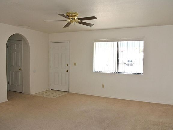 3rd image of 4123 Highlander Ave