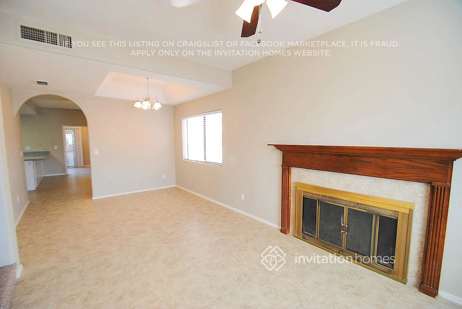1450 N Birch St Gilbert, AZ 85233 — Photo 3