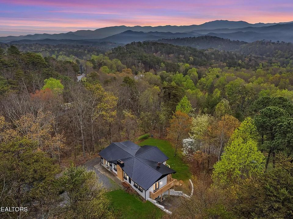 2069 Bluff Mountain Rd, Sevierville, TN 37876 | MLS #1312965 | Zillow