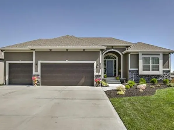 9018 NE 100th St, Kansas City, MO 64157