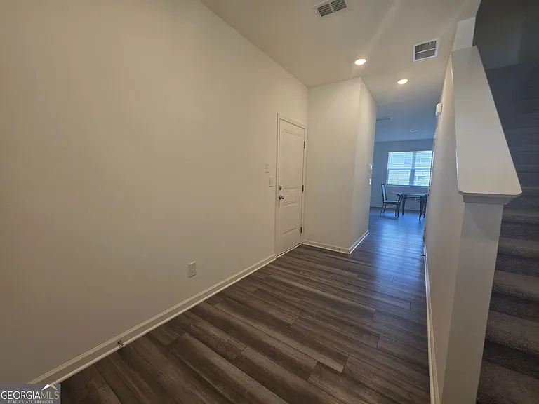 43 Rydal Way — Photo 5